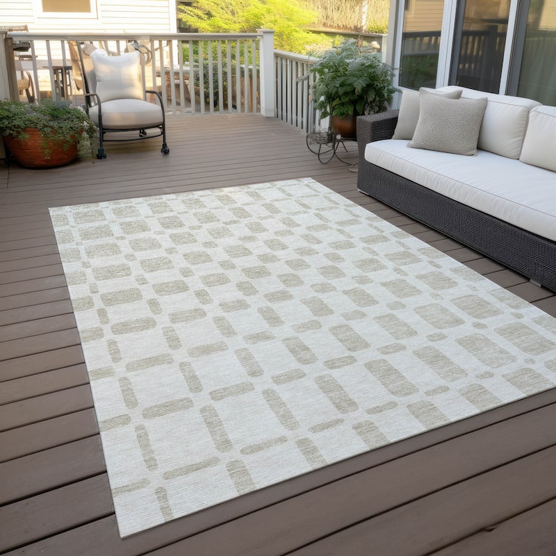 Machine Washable Indoor/ Outdoor Chantille Contemporary Geo Rug - Ivory - 9' x 12'