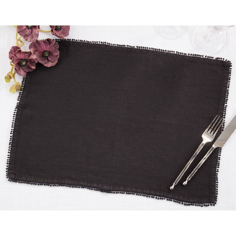 Placemats With Pom Pom Design (Set of 4)