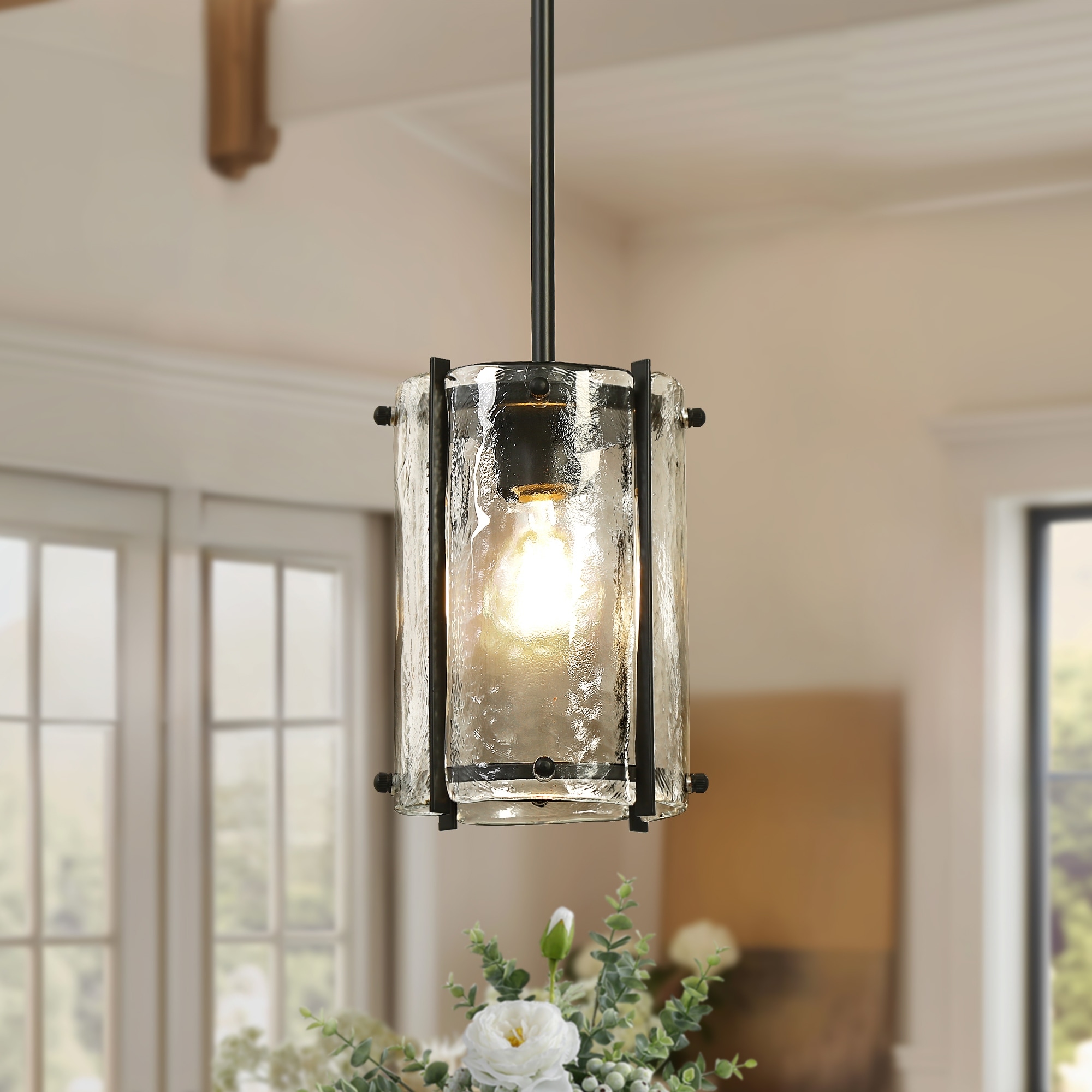 Modern Black 1-Light Handcrafted Clear Glass Pendant Light for Kitchen Island - Dia. 6.7" x H 9.1"