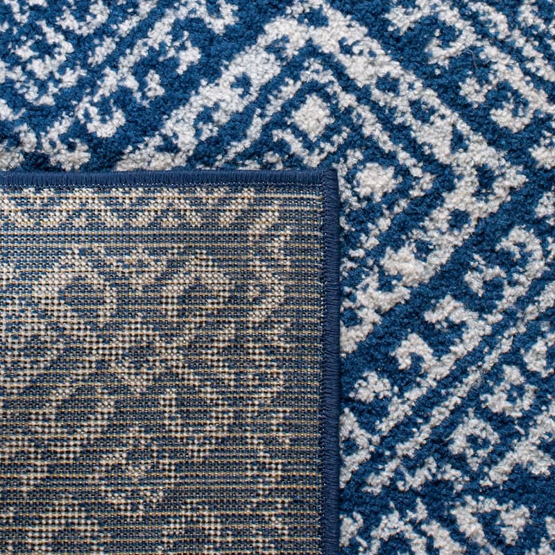 SAFAVIEH Tulum Yolonda Rustic Moroccan Boho Rug