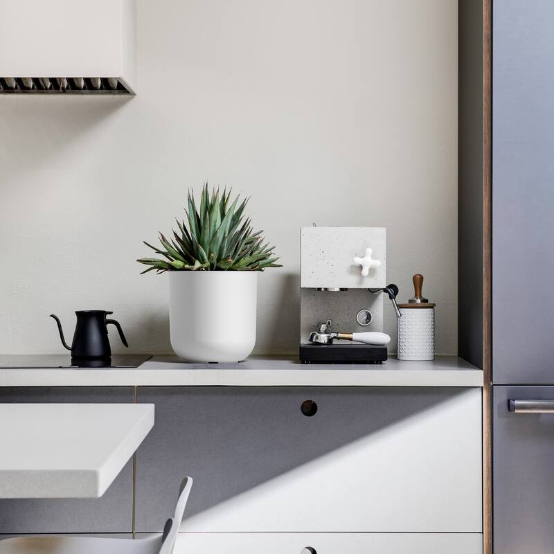 Pure Series Kona Modern Round Planter