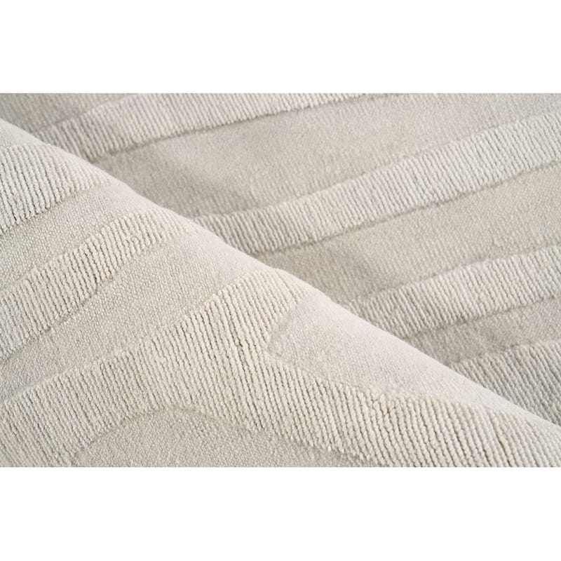 Exquisite Rugs Tempo Handmade Handloomed New Zealand Wool Light Silver Area Rug