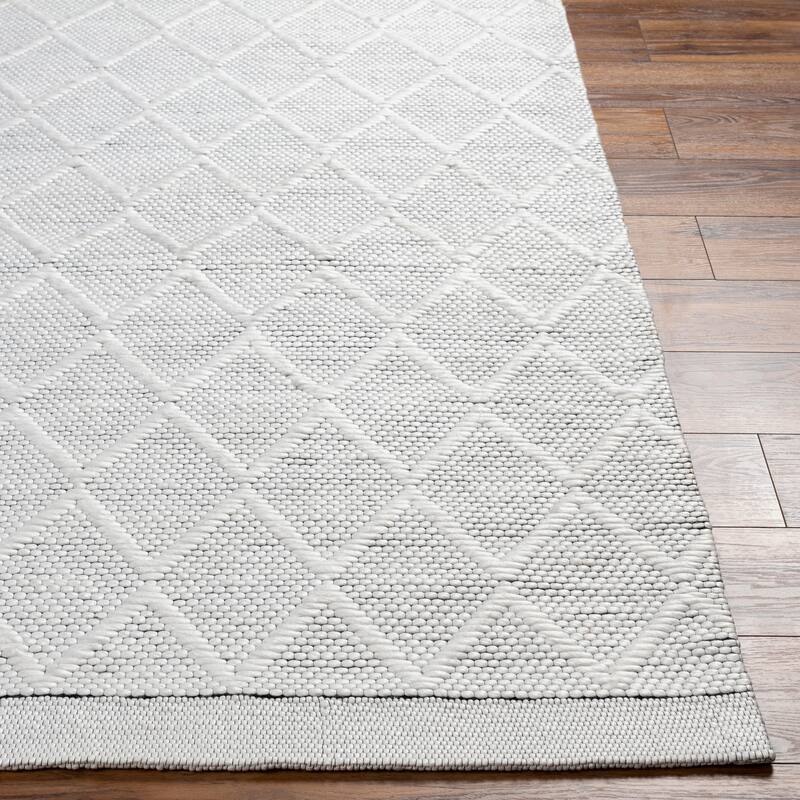 Knoxie Handmade Diamond Wool & Recycled PET Area Rug