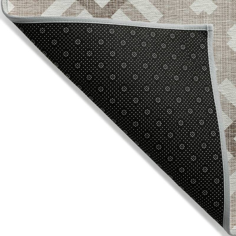 Machine Washable Indoor/ Outdoor Chantille Contemporary Trellis Rug
