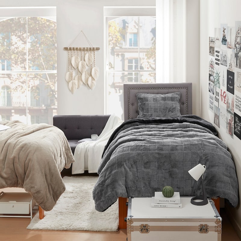 Chunky Bunny Crossing - Coma Inducer® Oversized Comforter Set - White Pepper Gray
