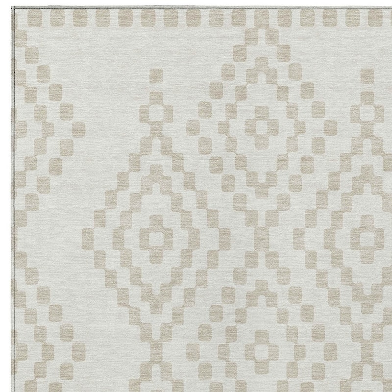 HomeRoots Geometric Transitional Rectangle Outdoor Rug