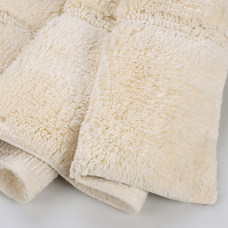 Superior Cotton Checkered 2-piece Non-skid Bath Rug Set