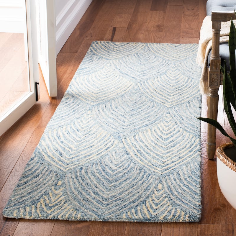 SAFAVIEH Handmade Micro-Loop Mackenzie Modern Wool Rug
