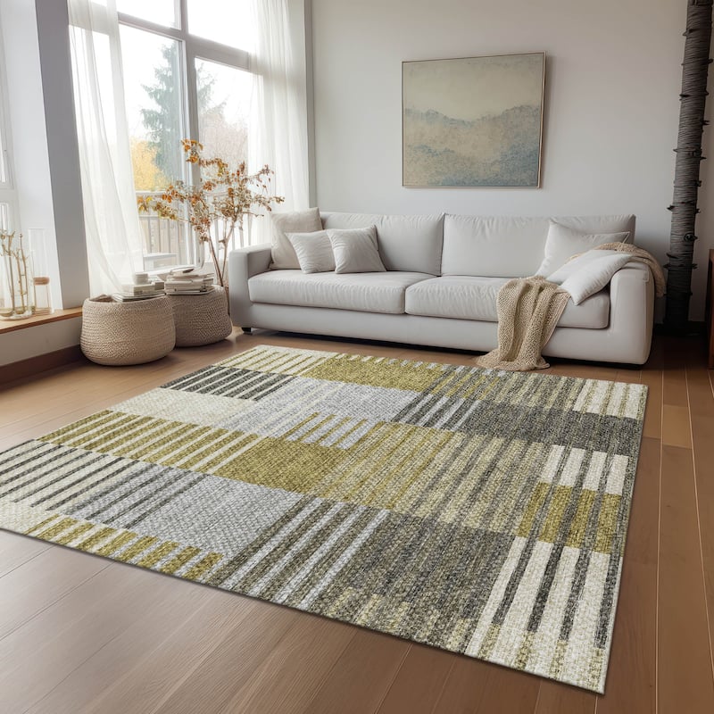 Machine Washable Indoor/ Outdoor Chantille Contemporary Stripes Rug