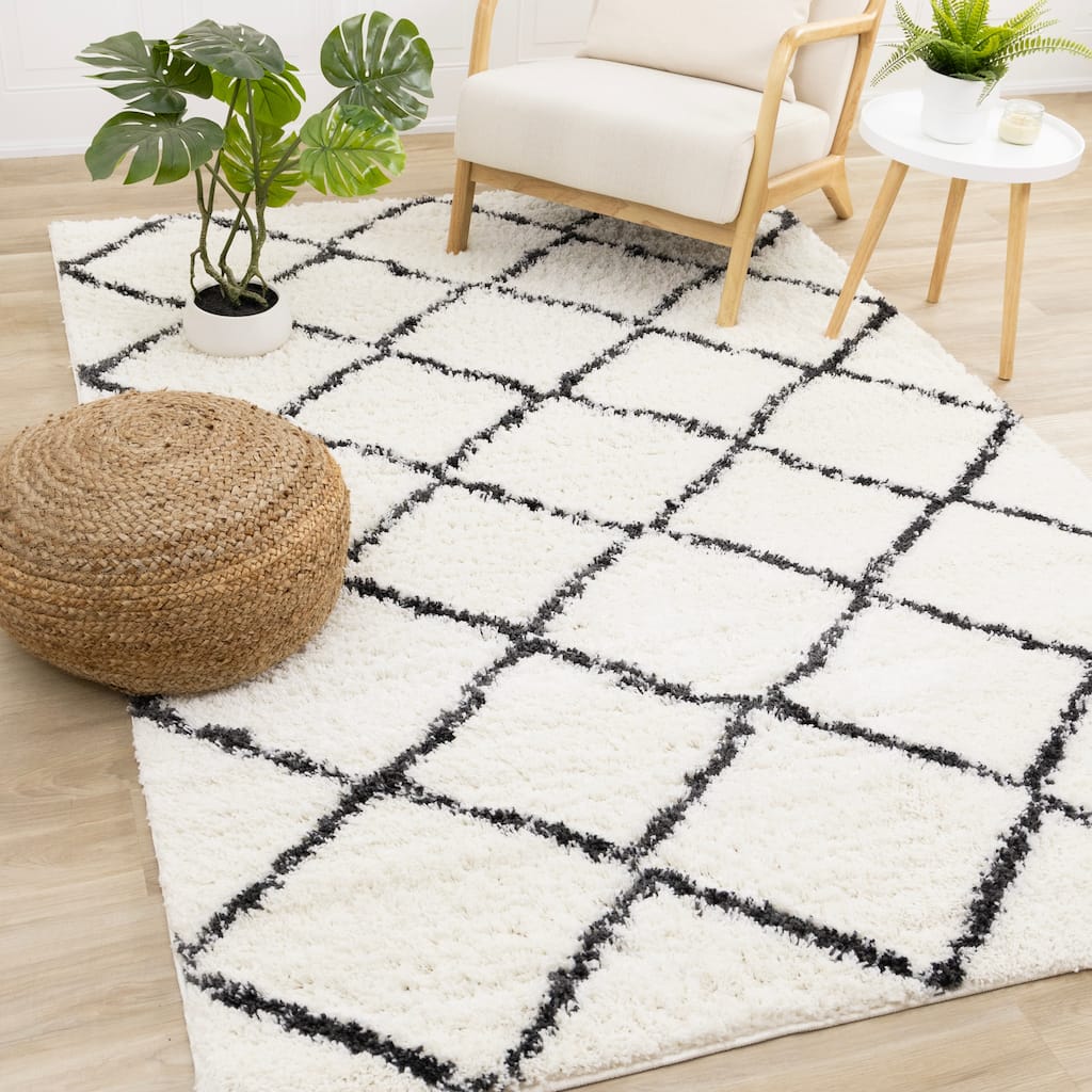 Taylor Collection - Cream Charcoal Soft Shag Trellis Indoor Area Rug