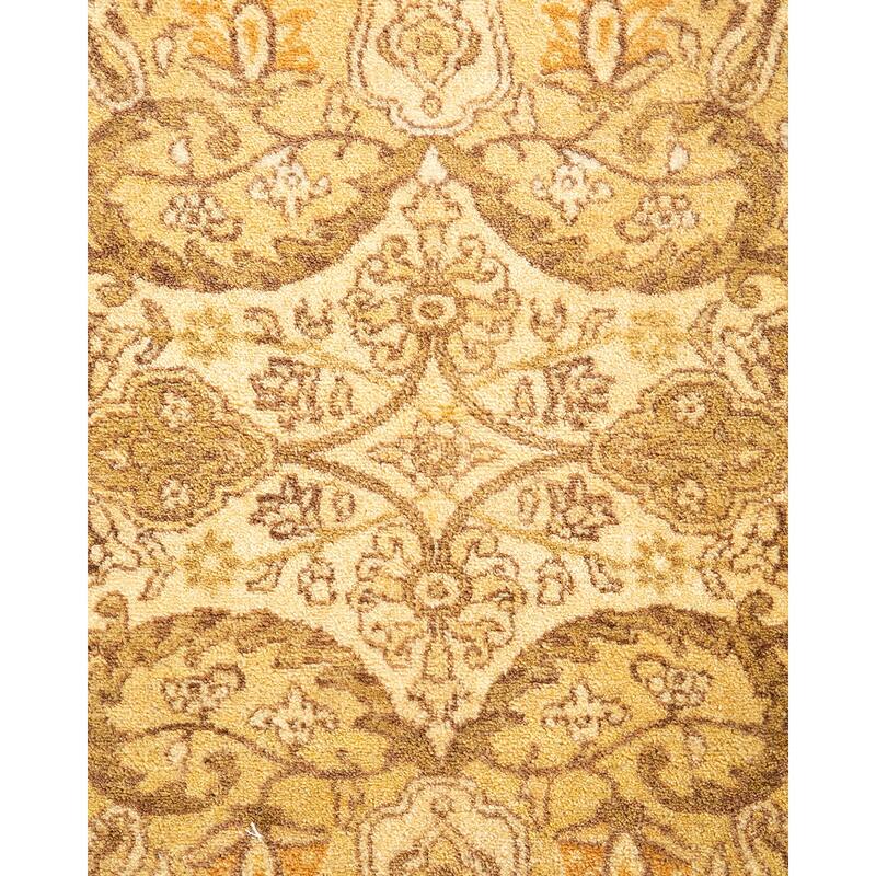 Overton Handknotted Wool Traditional Oriental Green Area Rug - 4' x 6'