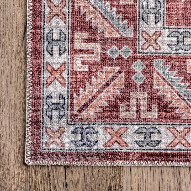 Nuloom Norma SpinClean Machine Washable Traditional Medallion Area Rug
