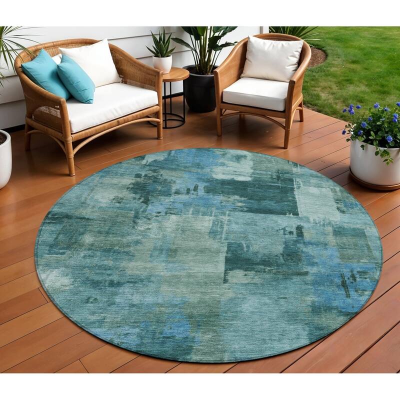 HomeRoots Abstract Transitional Rectangle Outdoor Rug - 8' Round