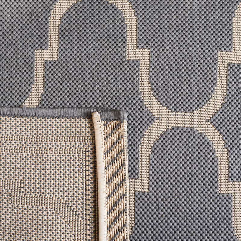 SAFAVIEH Courtyard Sufia Waterproof Trellis Backyard Patio Rug