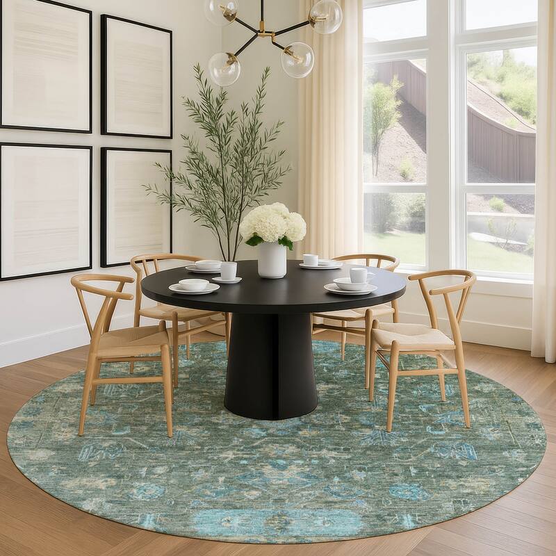 Machine Washable Indoor/ Outdoor Traditional Border Chantille Rug