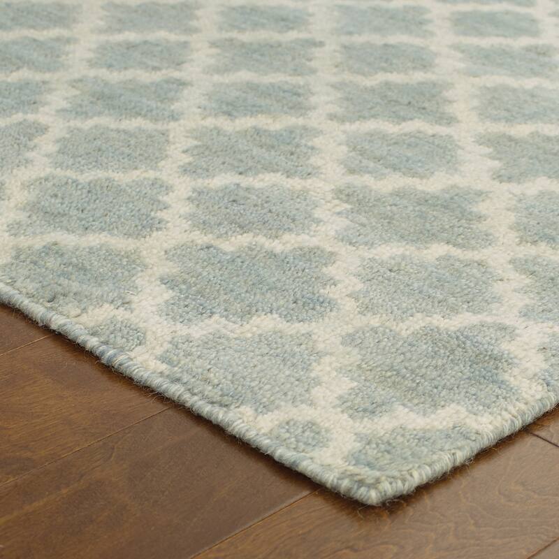 Vista Home Hand-made Wool Scalloped Trellis Area Rug