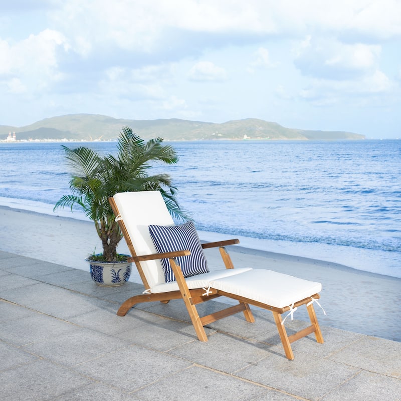 SAFAVIEH Outdoor Ximena Lounge Chair - 22W x 36D x 56H - Natural/Beige/NavyWhite