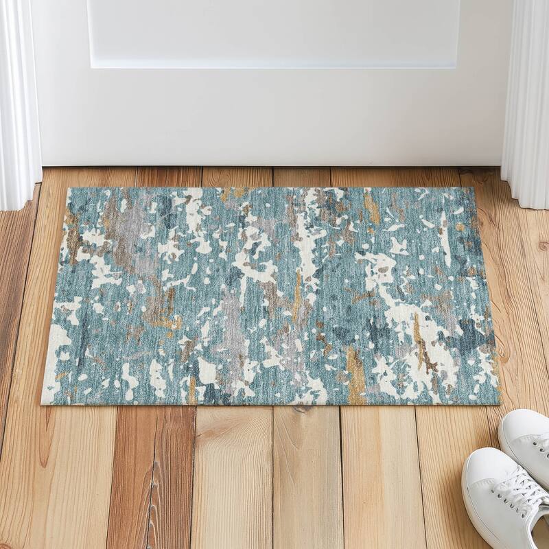 Machine Washable Indoor/ Outdoor Modern Calhan Chantille Rug