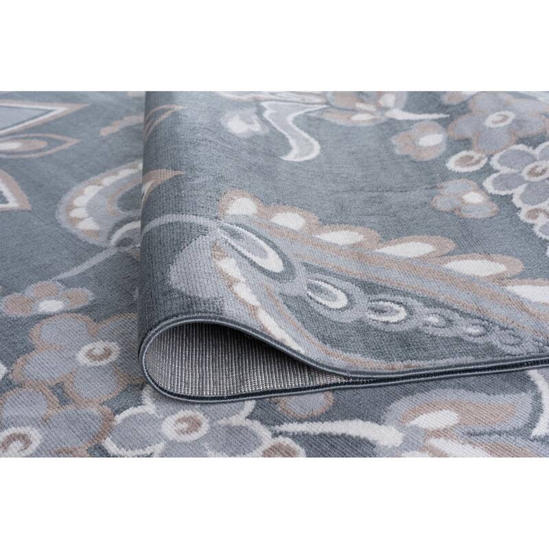 Hamilton Transitional Floral Indoor Area Rug