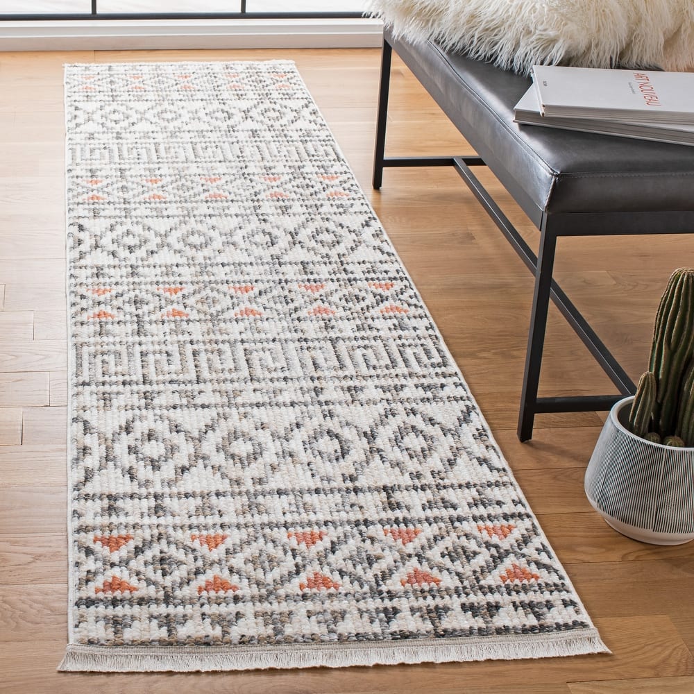 SAFAVIEH Sedona Elmire Boho Tribal Fringe Rug