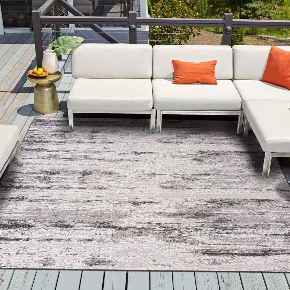 Outdoor Ucul Collection Area Rug
