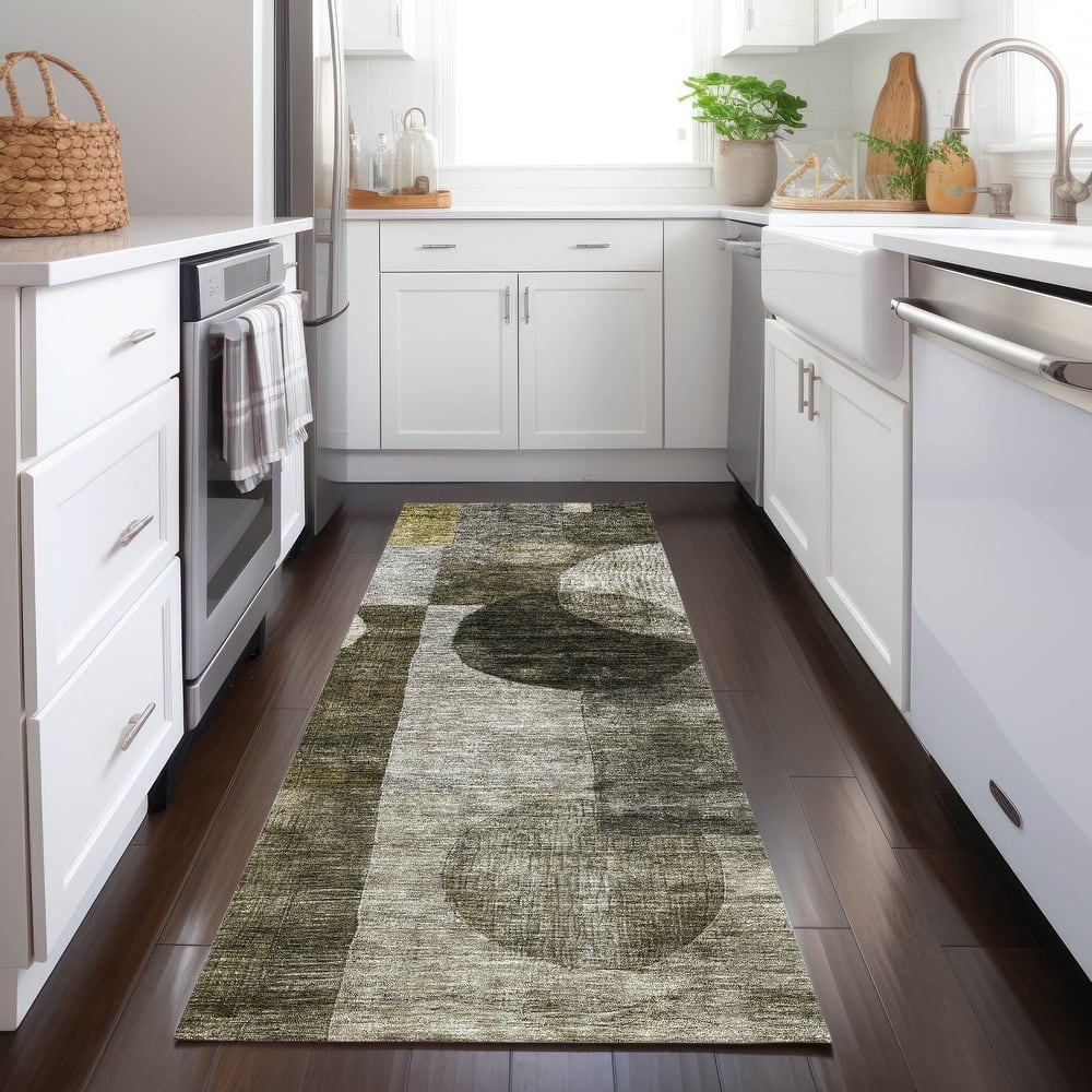 Machine Washable Indoor/ Outdoor Abstract Geo Chantille Rug