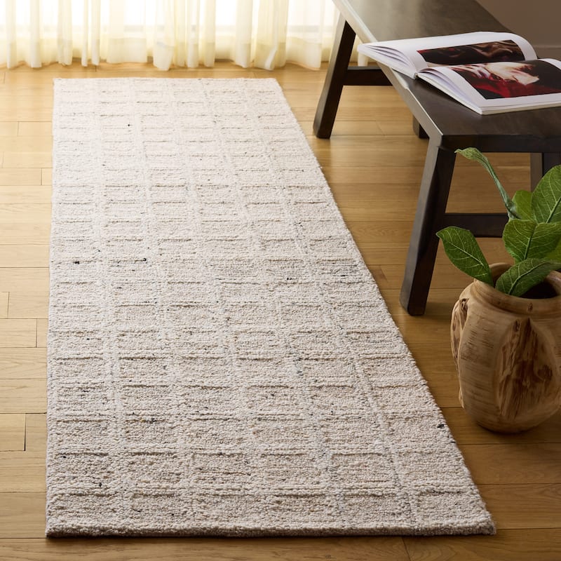 SAFAVIEH Handmade Pine Jaylin Wool Rug
