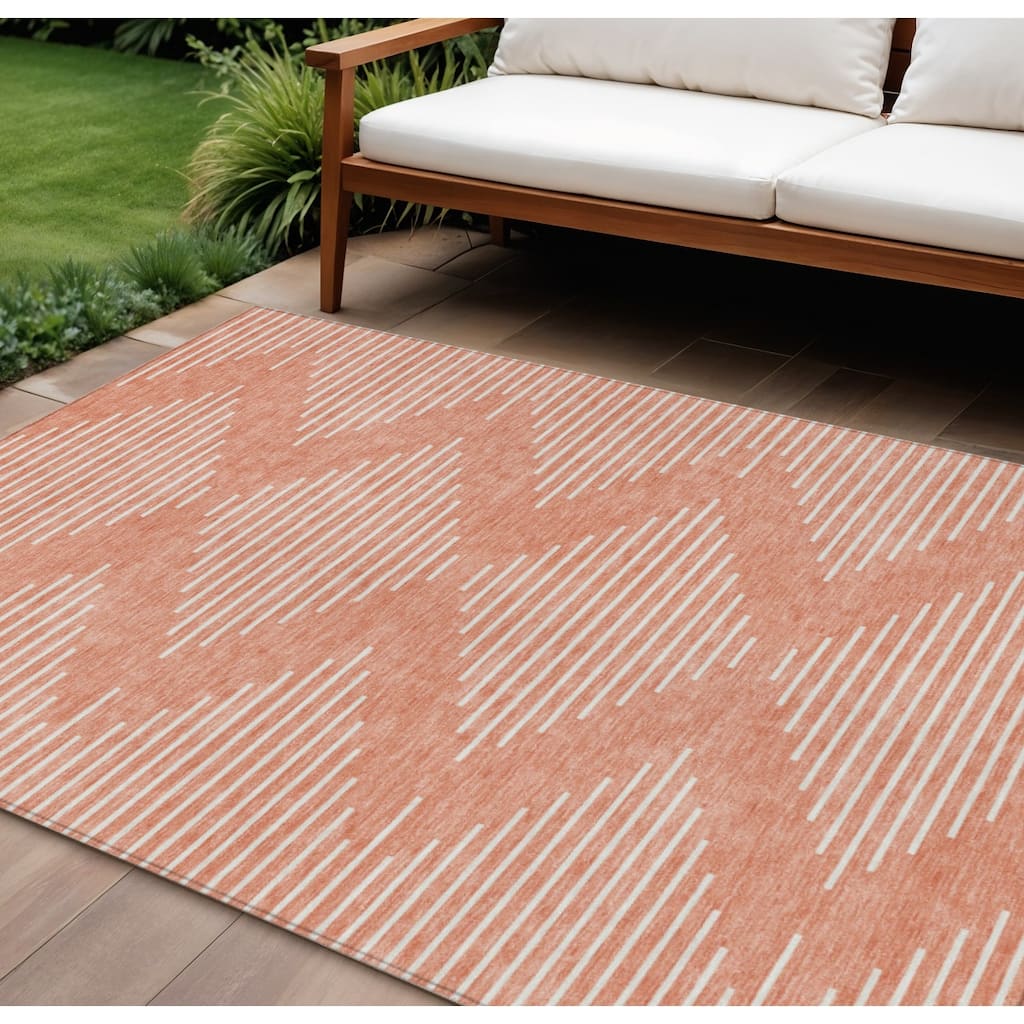 HomeRoots Geometric Transitional Rectangle Outdoor Rug
