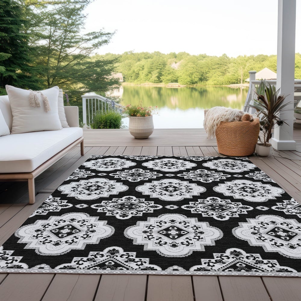 Machine Washable Indoor/ Outdoor Chantille Moroccan Boho Rug