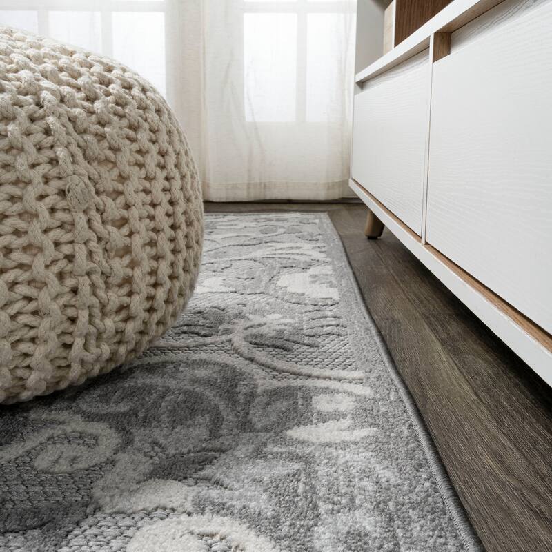 JONATHAN Y Cassis Modern Medallion High-Low Indoor/Outdoor Area Rug
