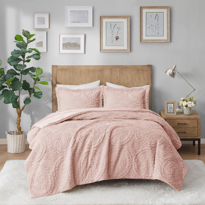Madison Park Nova Embroidered Medallion Faux Fur Plush Comforter Set - blush - Twin