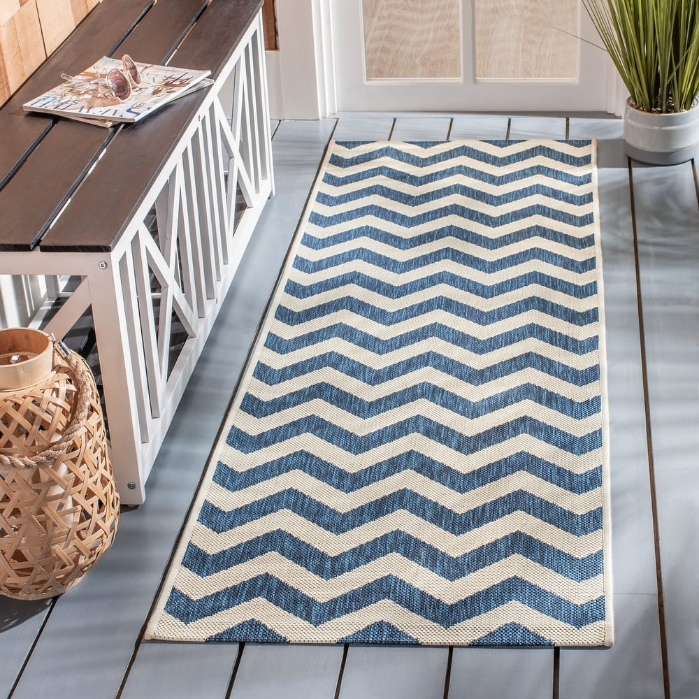 SAFAVIEH Courtyard Reeta Indoor/ Outdoor Waterproof Patio Backyard Rug