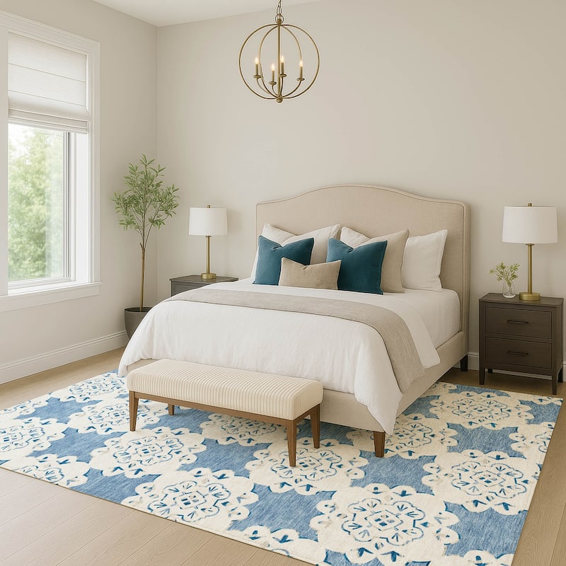 Machine Washable Indoor/ Outdoor Global Motif Chantille Rug