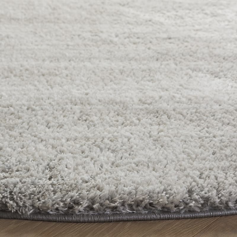 SAFAVIEH Jasmine Renae Glam 1.6-inch Shag Rug