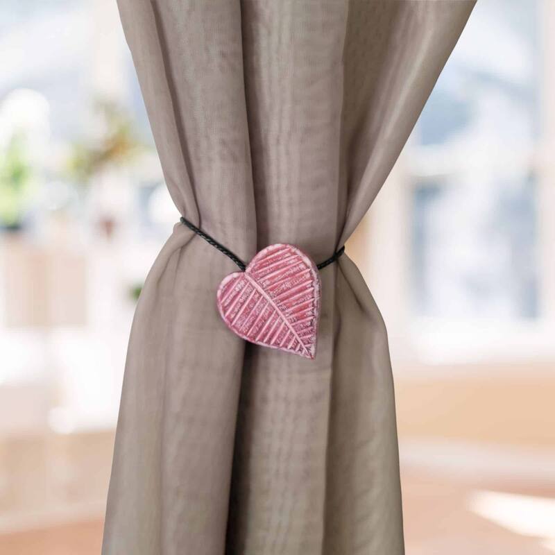 Magnetic Wooden Heart Curtain Tiebacks Easy to Use