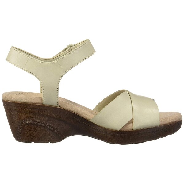 lynette deb sandals