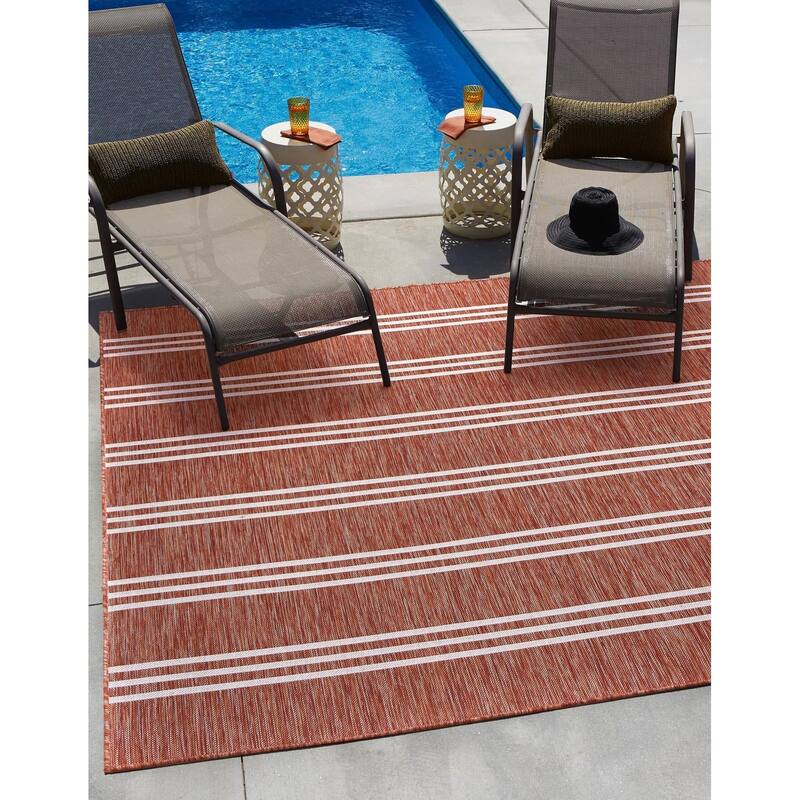Outdoor Zrand Collection Area Rug - Rust Red - 10'8" Square