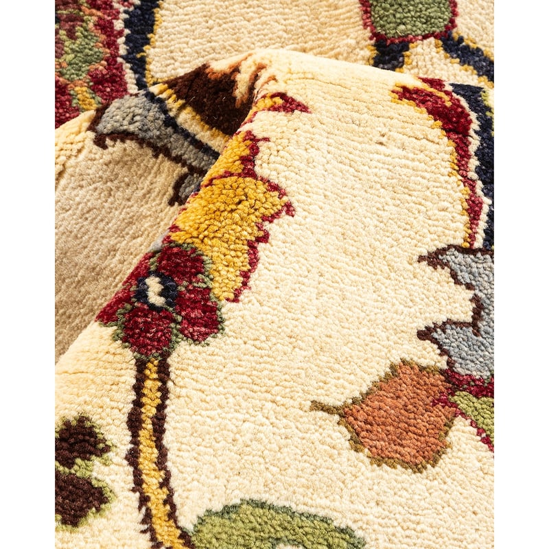 Overton Handknotted Wool Contemporary Floral Ivory Area Rug - 6' x 9'