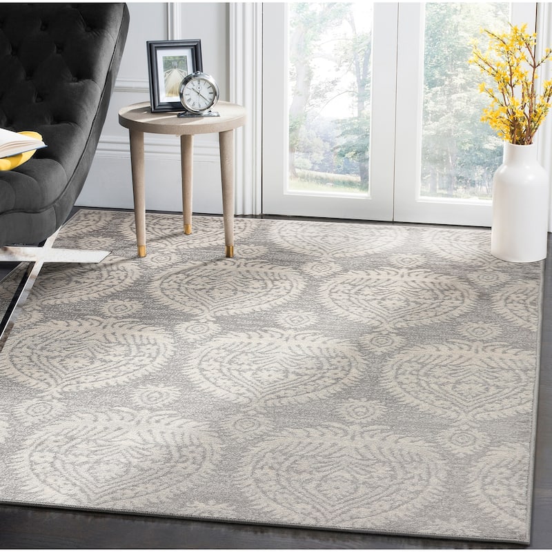 Gold Polypropylene Gabi Traditional Area Rug