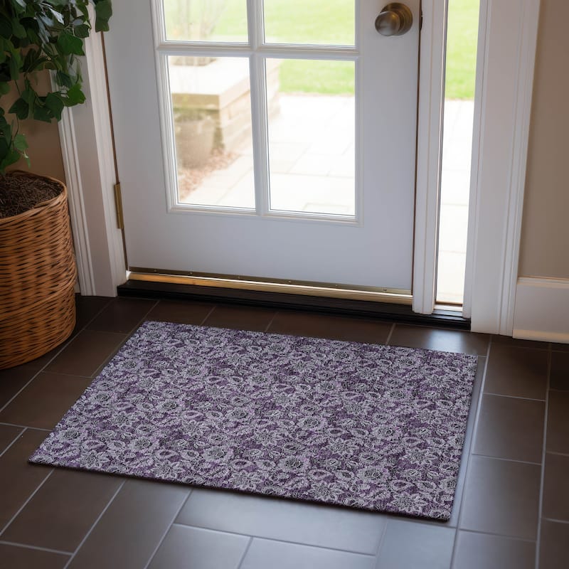 Machine Washable Indoor/ Outdoor Chantille Floral Farmhouse Rug