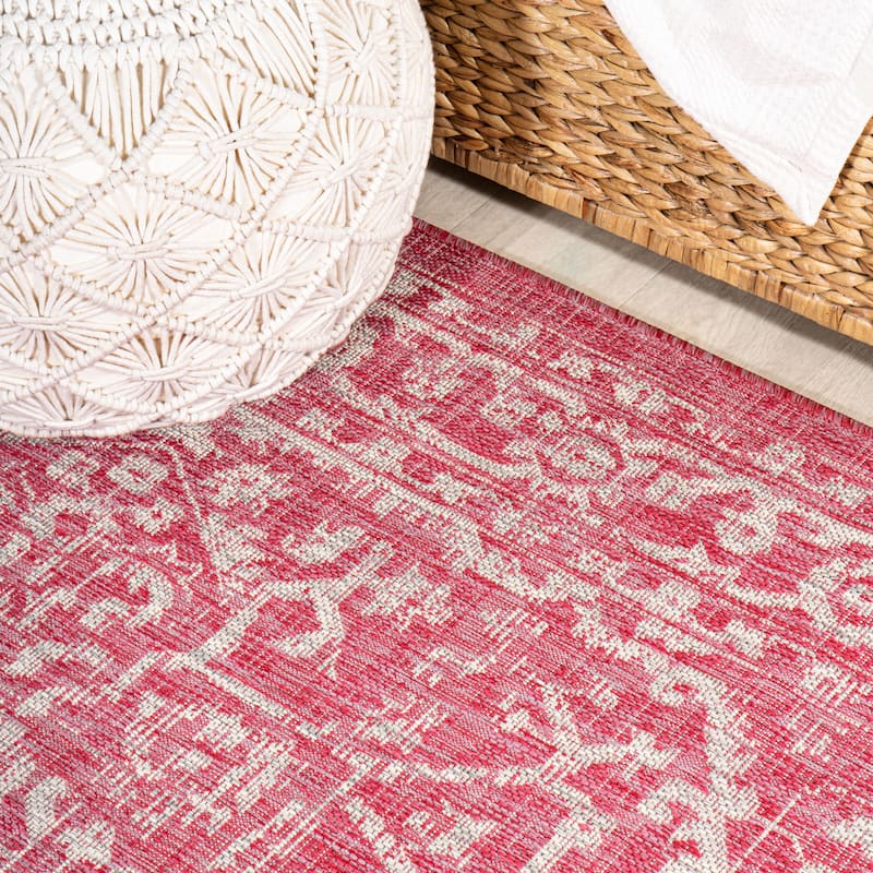 JONATHAN Y Medallion Textured Weave Indoor/Outdoor Area Rug - 5' Square - Fuchsia/Light Gray