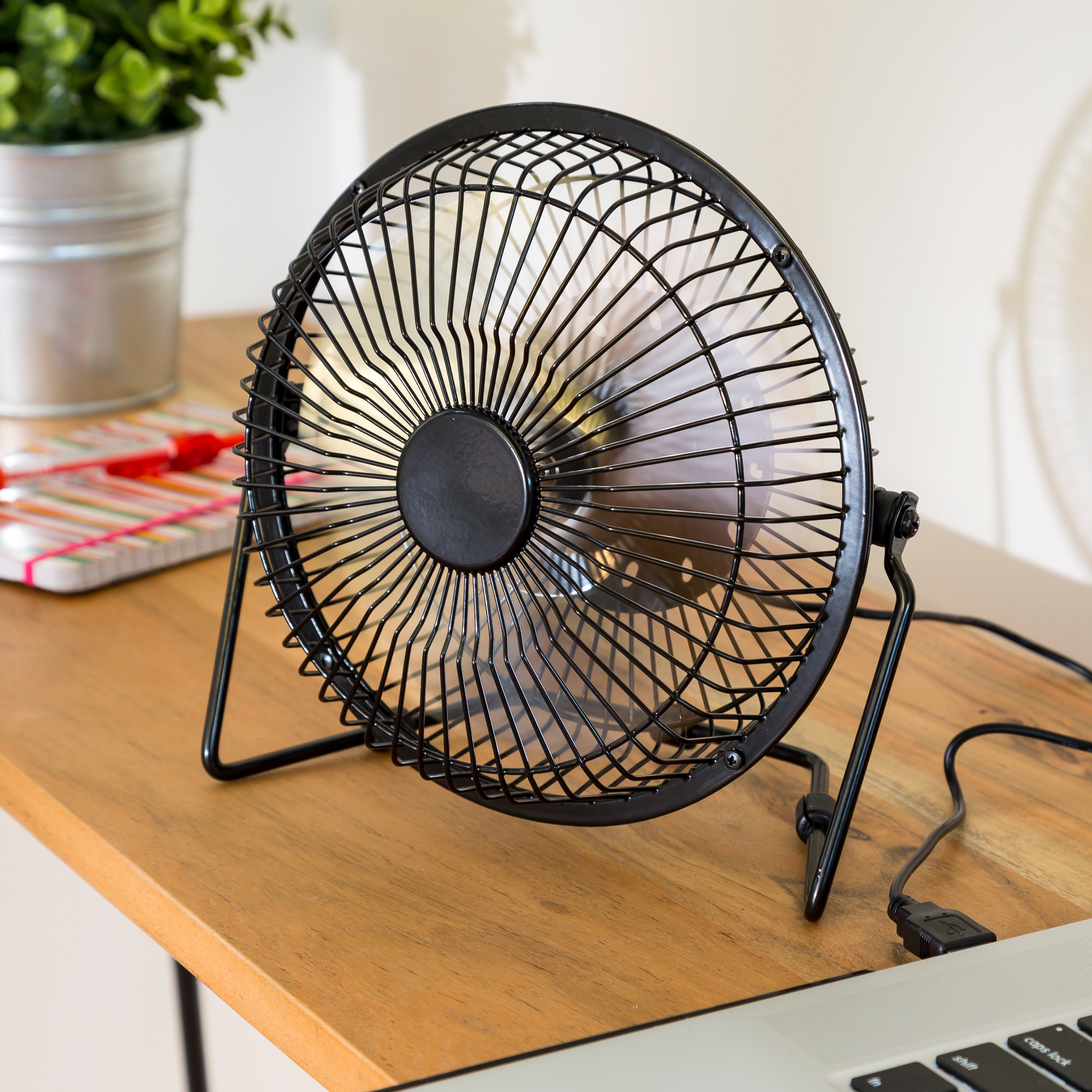 Small metal clearance desk fan