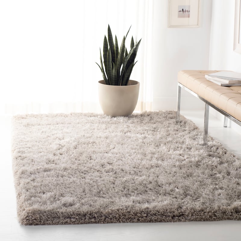 SAFAVIEH Handmade Alvilde Shag Etha Shag Solid Polyester Rug - 3' x 5' - Silver