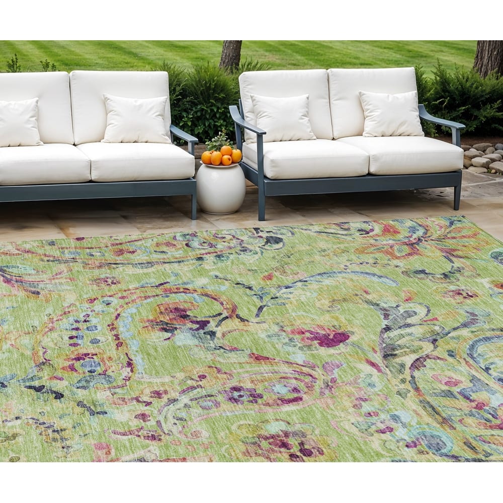 HomeRoots Paisley Transitional Rectangle Outdoor Rug