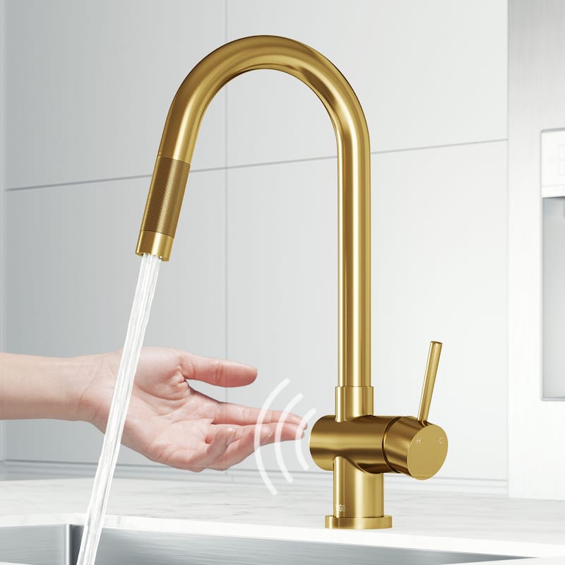VIGO Gramercy 17" H Single Handle Pull-Down Spout Kitchen Faucet with Touchless Sensor