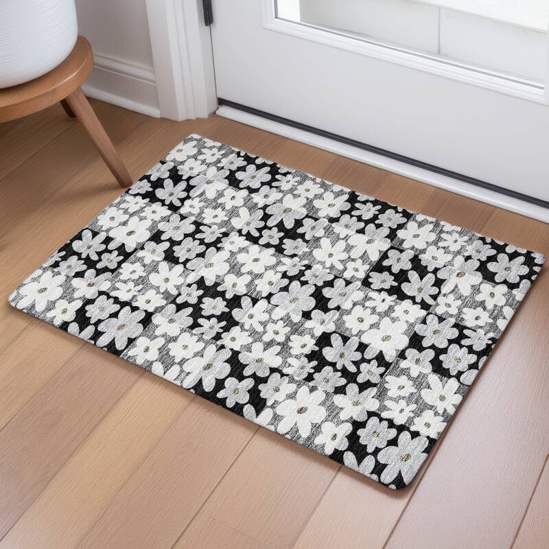 Machine Washable Indoor/ Outdoor Floral Krissy Chantille Rug