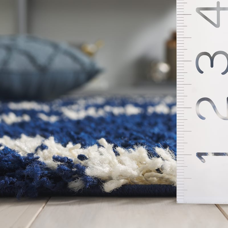 SAFAVIEH Dallas Shag Hacer Trellis 1.5-inch Thick Rug