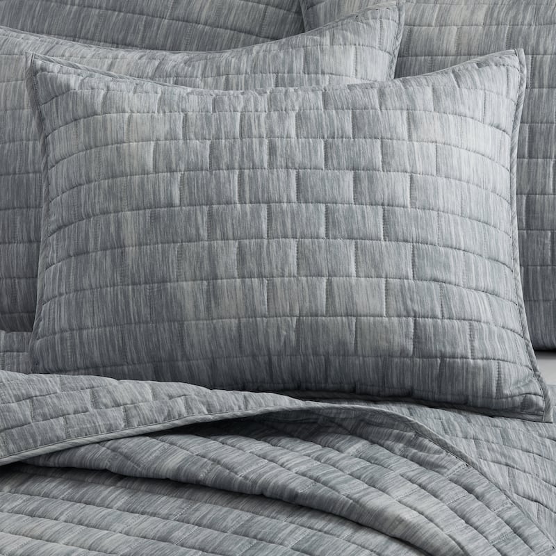 J. Queen New York Niles Quilt Set - Full - Queen