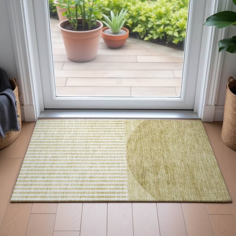 Machine Washable Indoor/Outdoor Contemporary Mod Chantille Rug