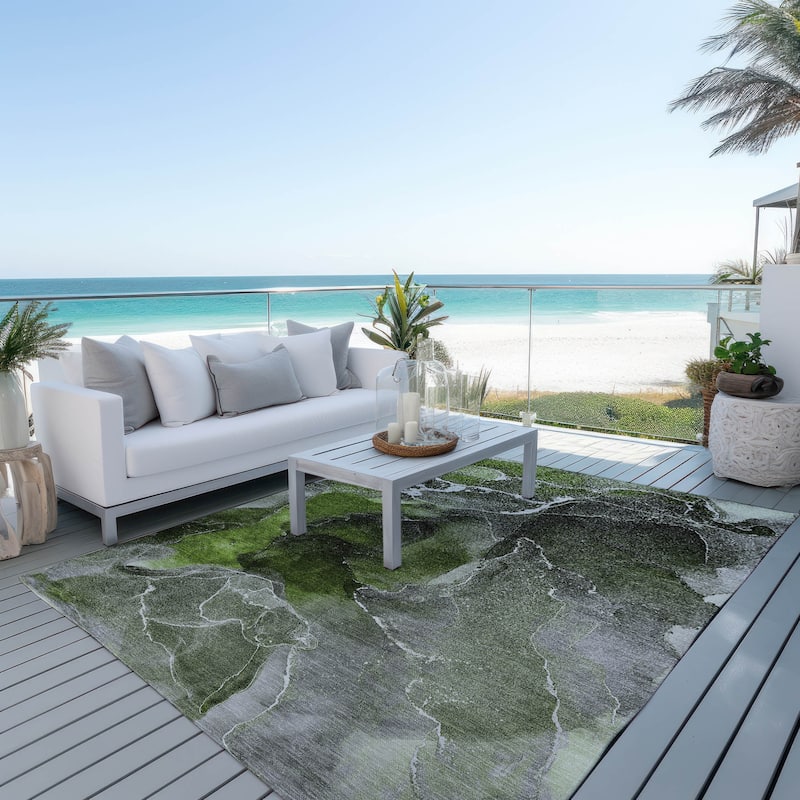 Machine Washable Indoor/ Outdoor Chantille Abstract Green Rug